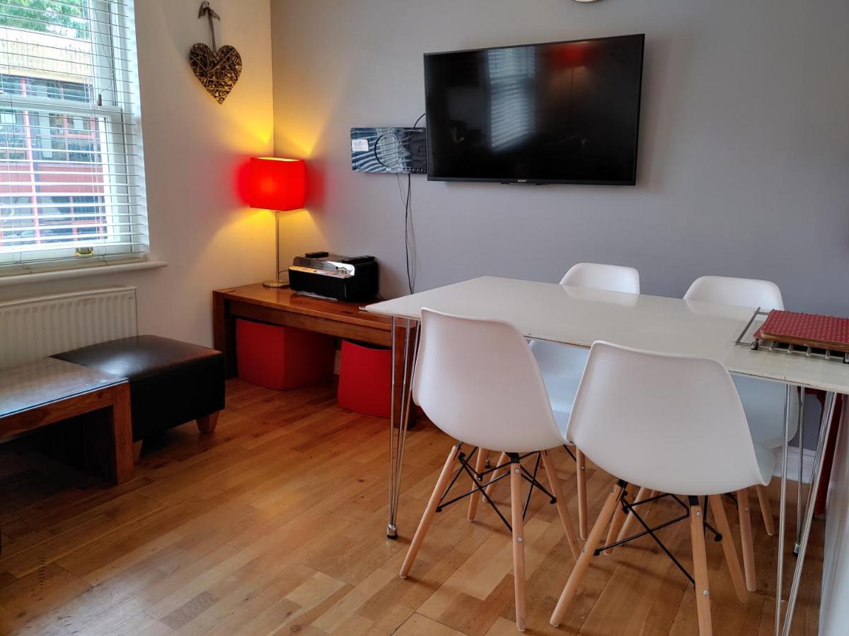 The Bath House Apartments - Free 1St Breakfast - Free Parking Екстериор снимка