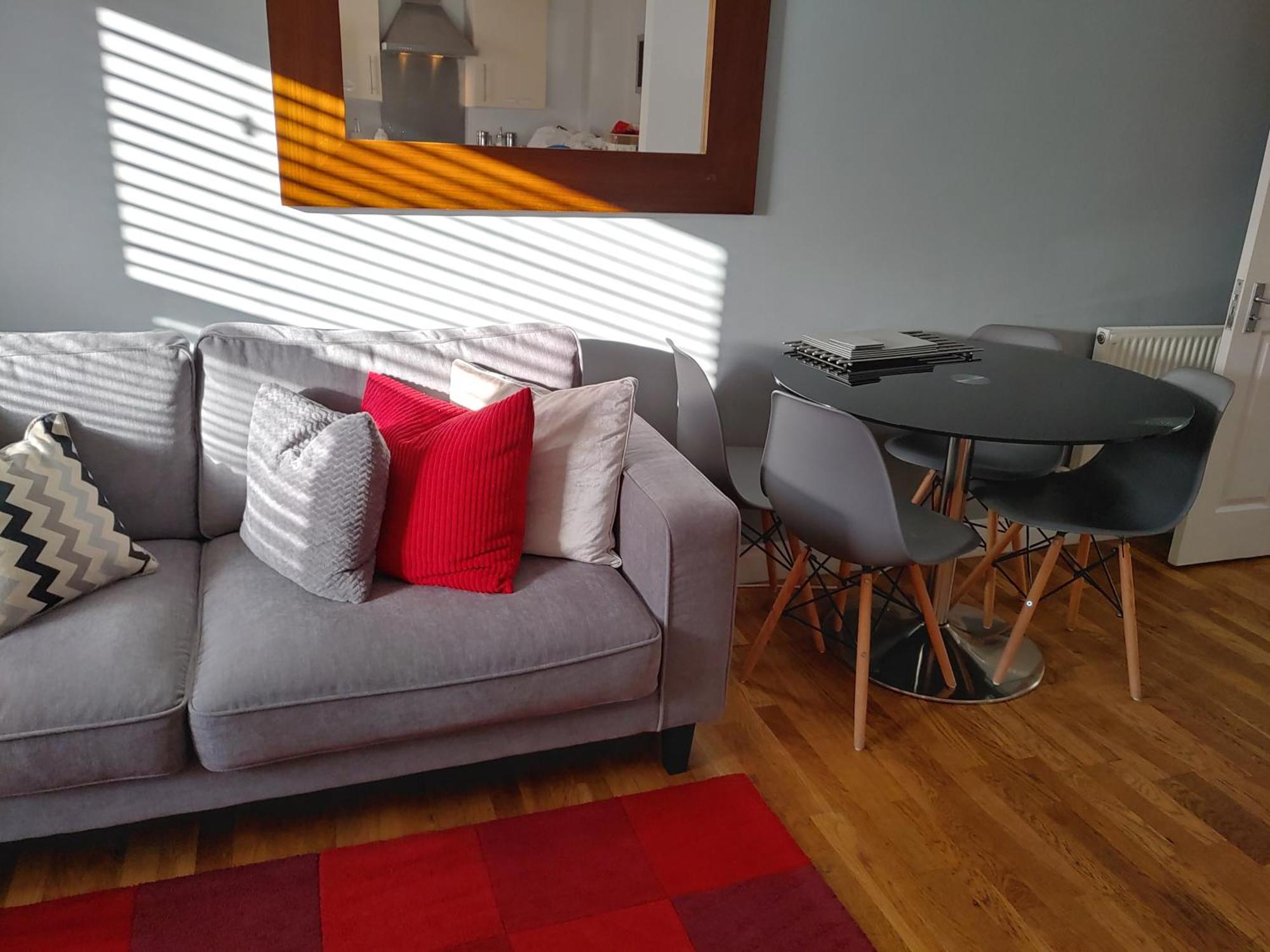 The Bath House Apartments - Free 1St Breakfast - Free Parking Екстериор снимка