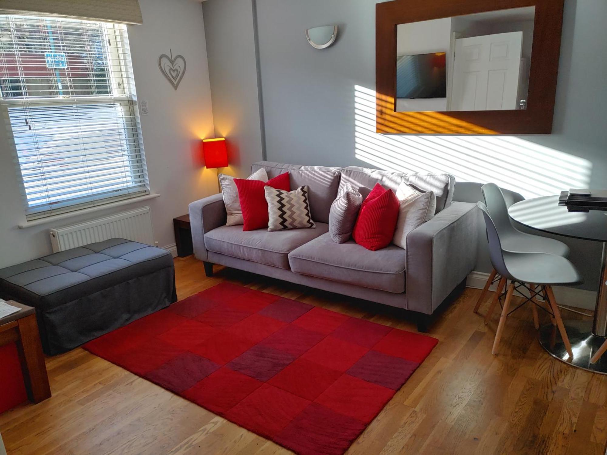 The Bath House Apartments - Free 1St Breakfast - Free Parking Екстериор снимка