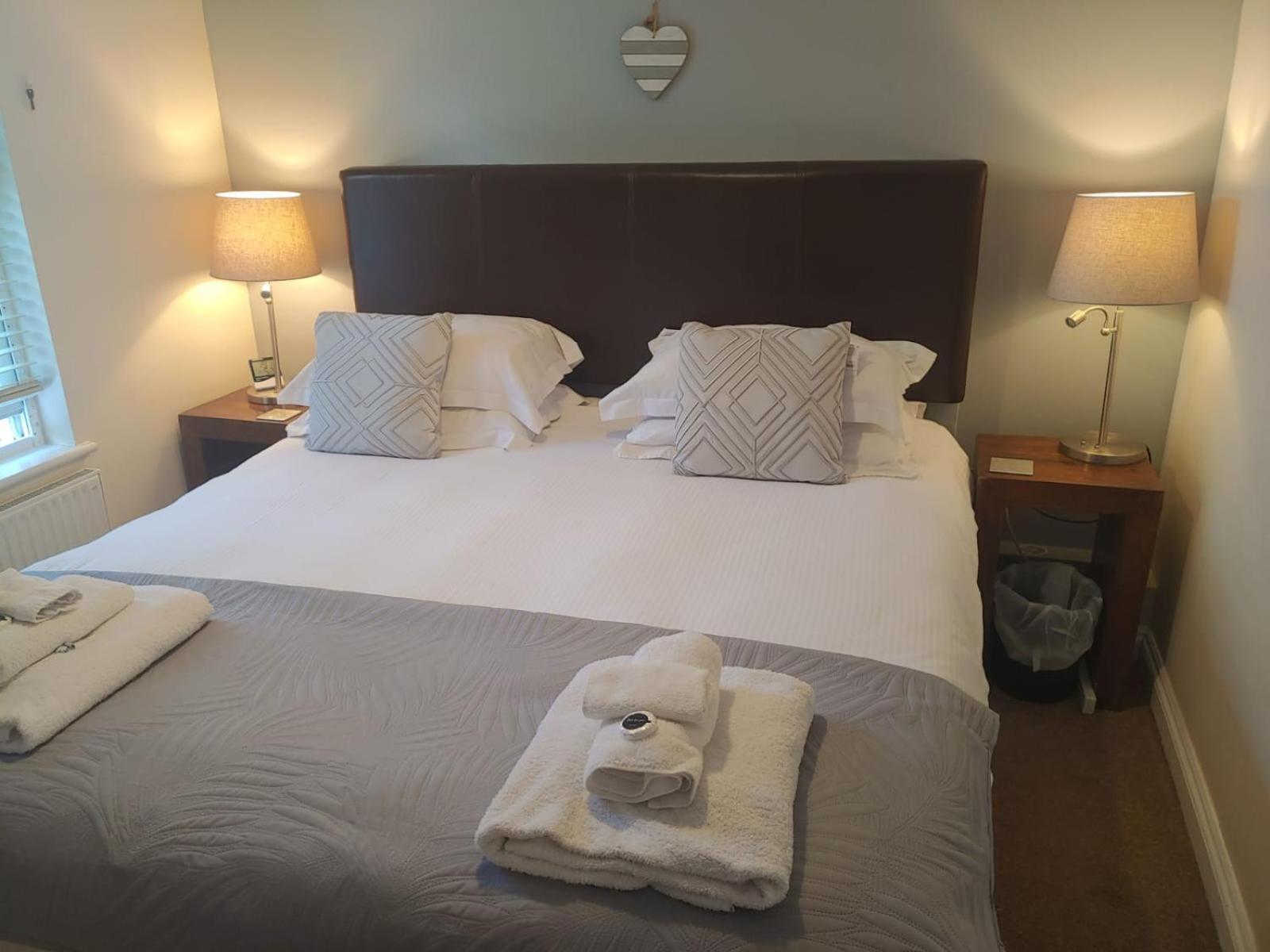 The Bath House Apartments - Free 1St Breakfast - Free Parking Стая снимка