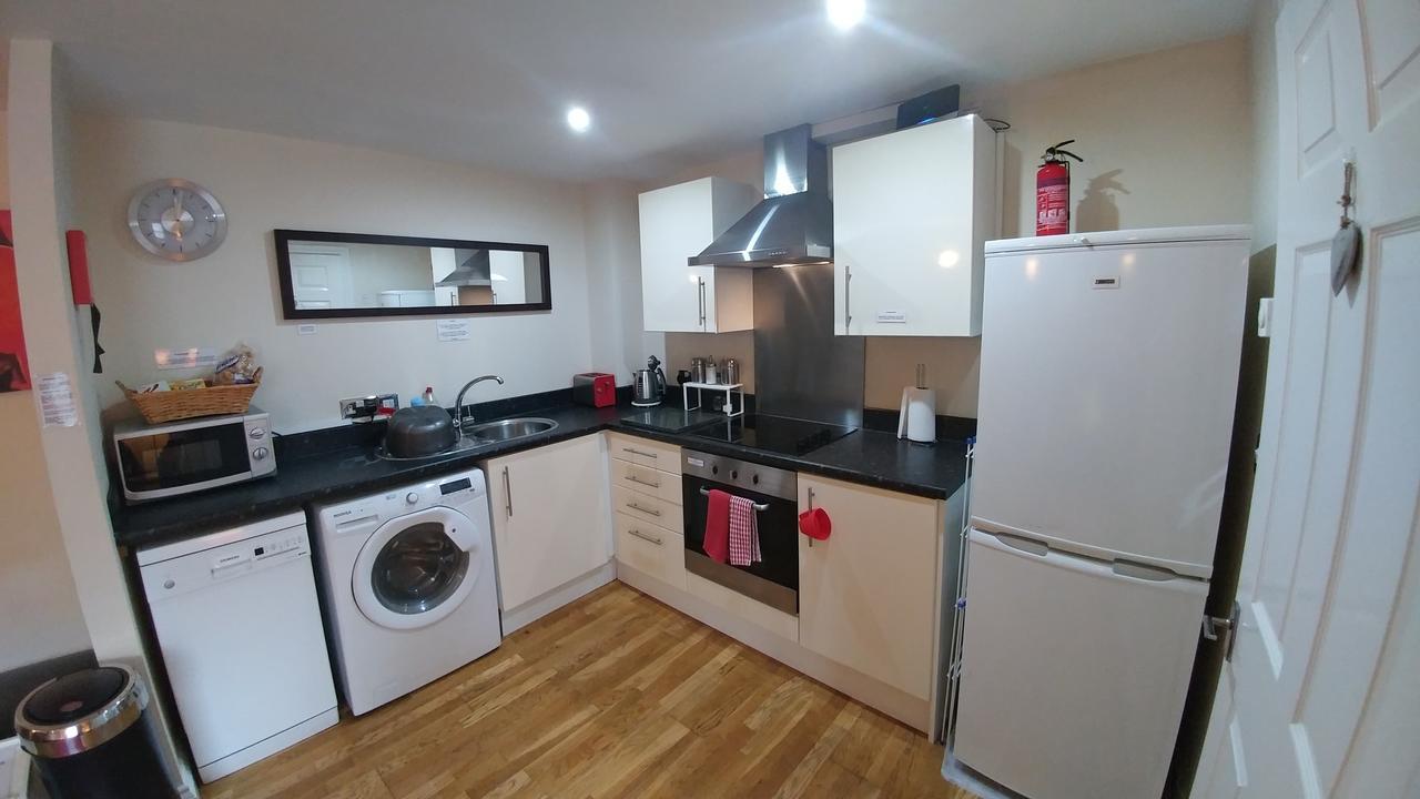 The Bath House Apartments - Free 1St Breakfast - Free Parking Екстериор снимка
